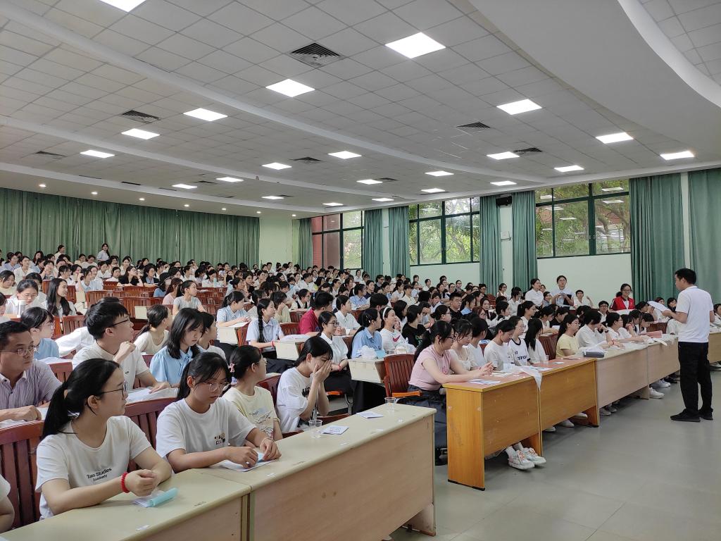 15CDA4B544C90A9BEBB1951F1A7_57717BE2_1F1C9