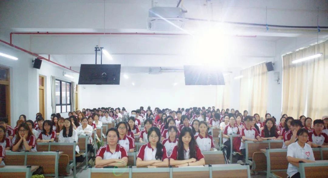 61CDC43426B8C35264E8CFECC1F_768F7642_148C0