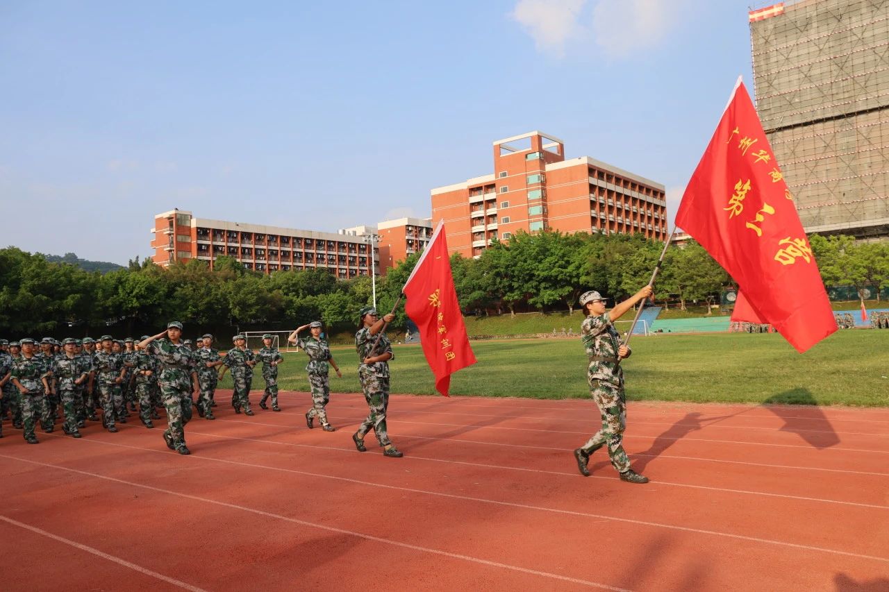 4990F045AD277A667860E6733EC_0E98D061_29802