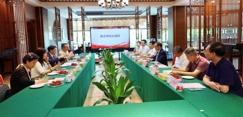 CEBA52DBFED04B454561337D05F_02444309_1584A