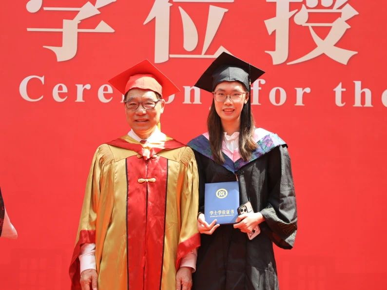 D9A1EACD8EDE36712CC4BB34090_438B493C_E0CE