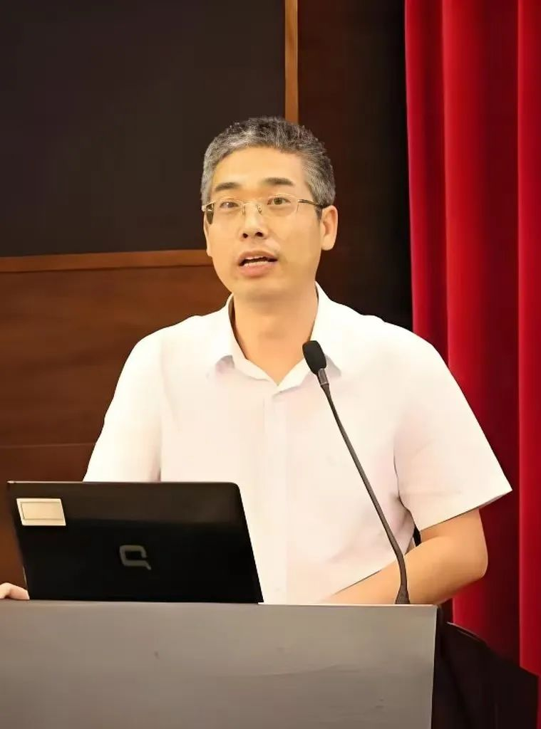 196E61FEA7D9C0D8D85534A4606_17567623_536BF