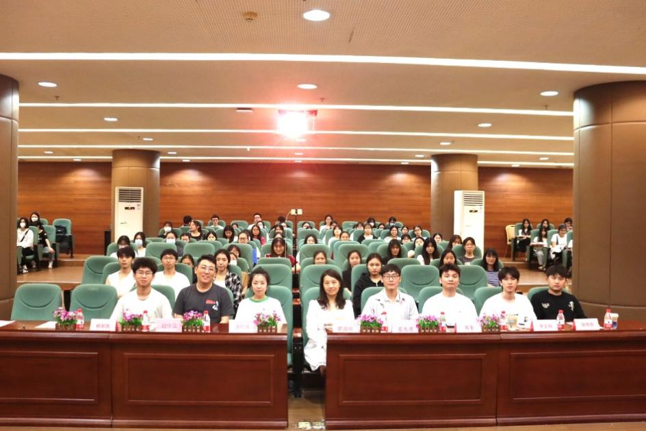 1120B44D827DD047EF9650CBDD2_54F80542_9F1EC