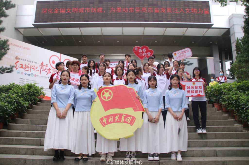 9986563EAD9C32E33D9D3CECCEC_990A8DDA_198F8