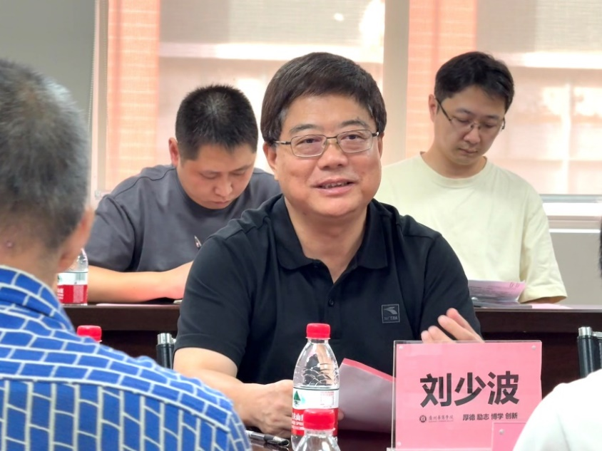 B17158D99AA8920DE0897E352F3_17FDE2A6_92906