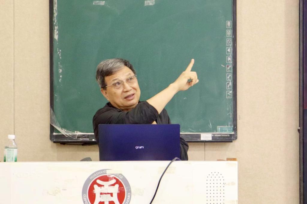 C47DB8E1AA1B81B24867BA08B28_28DC03AC_E6FB