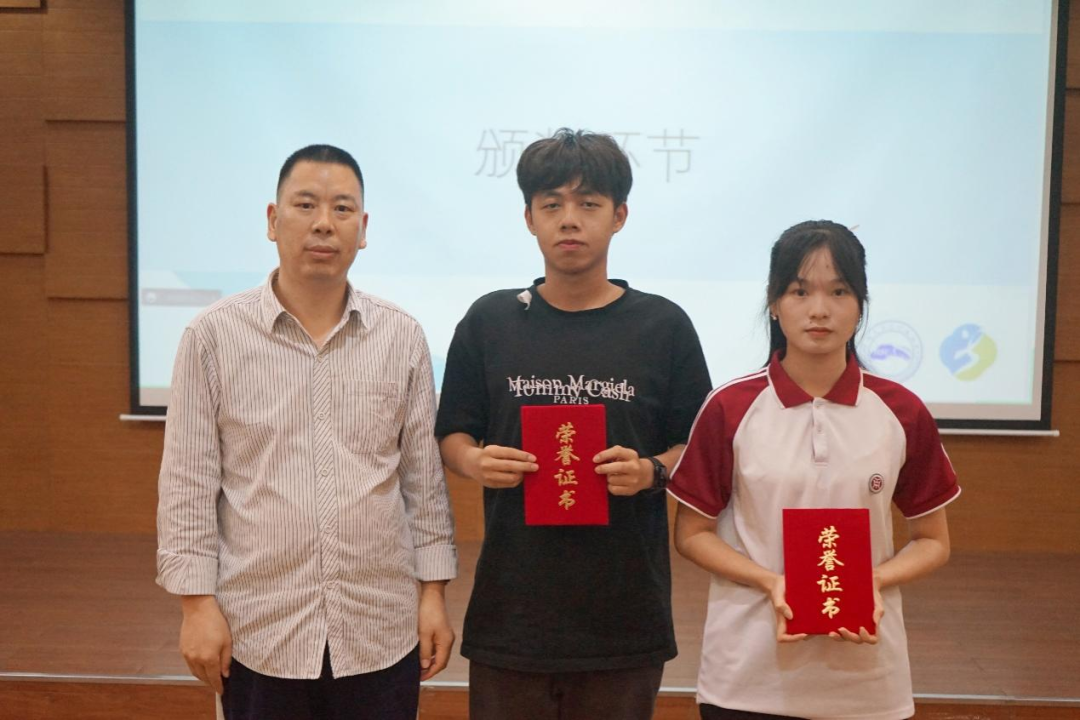 0DF0C933F509926271080D272A0_478A3570_A3278