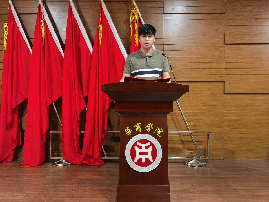 EE8E69D360E186ACC6C44F007E9_9652A86A_DB98B