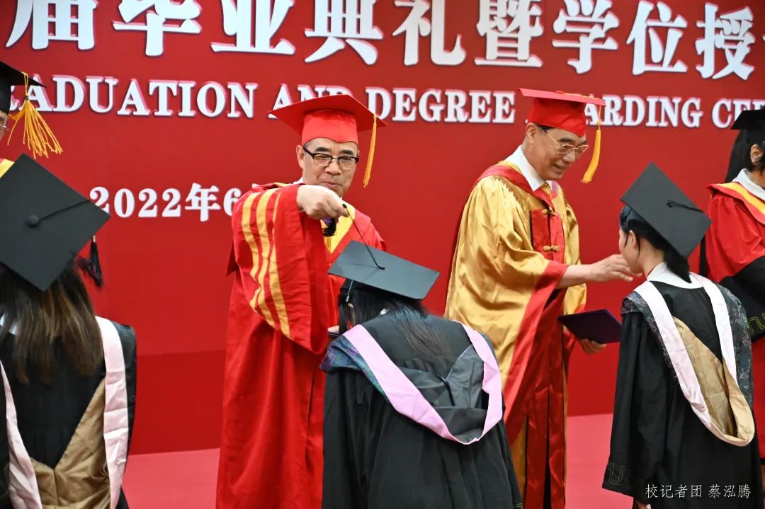 4DF577A0F07097958ED19812547_37A3E8F8_1DABD