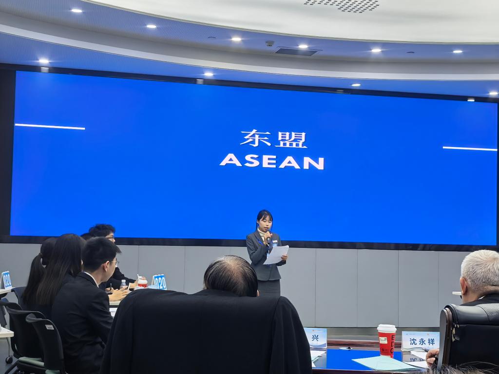 85F740C179BFD33ABB61B6F16B2_2A09F6E8_10552