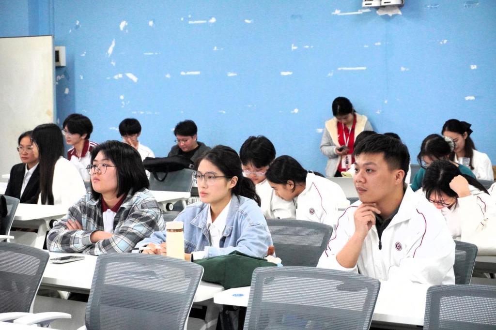 7AF0FD009936B5CFCAD3613D8FB_DA529769_17AAA