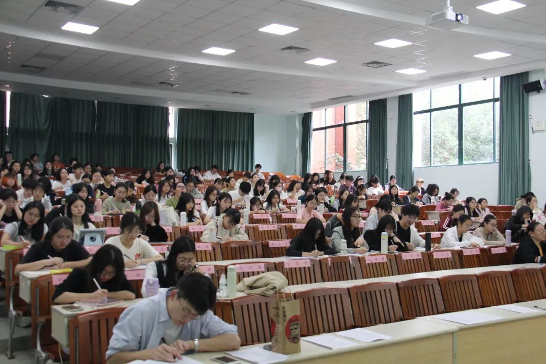 08C990D96E96BBF7DB42199CA4E_94026905_1F04E