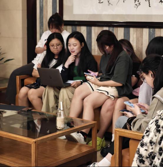 4D7A16CCC2E963C5D50035FEF99_B1844847_C1D6