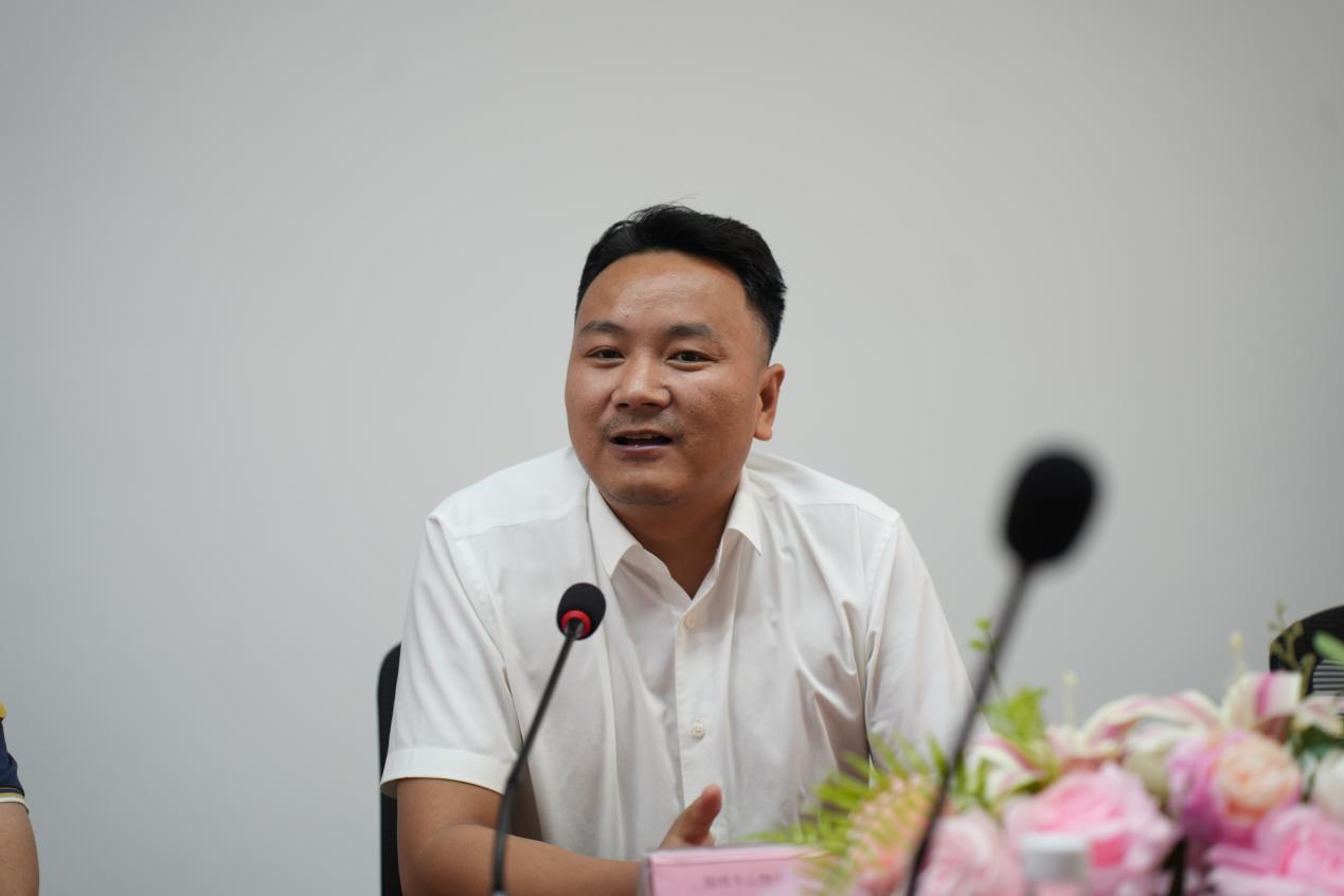 BF38D1A62CF4B5B4C1A77AF19B9_7F0B82C7_5E686 BF38D1A62CF4B5B4C1A77AF19B9_7F0B82C7_5E686