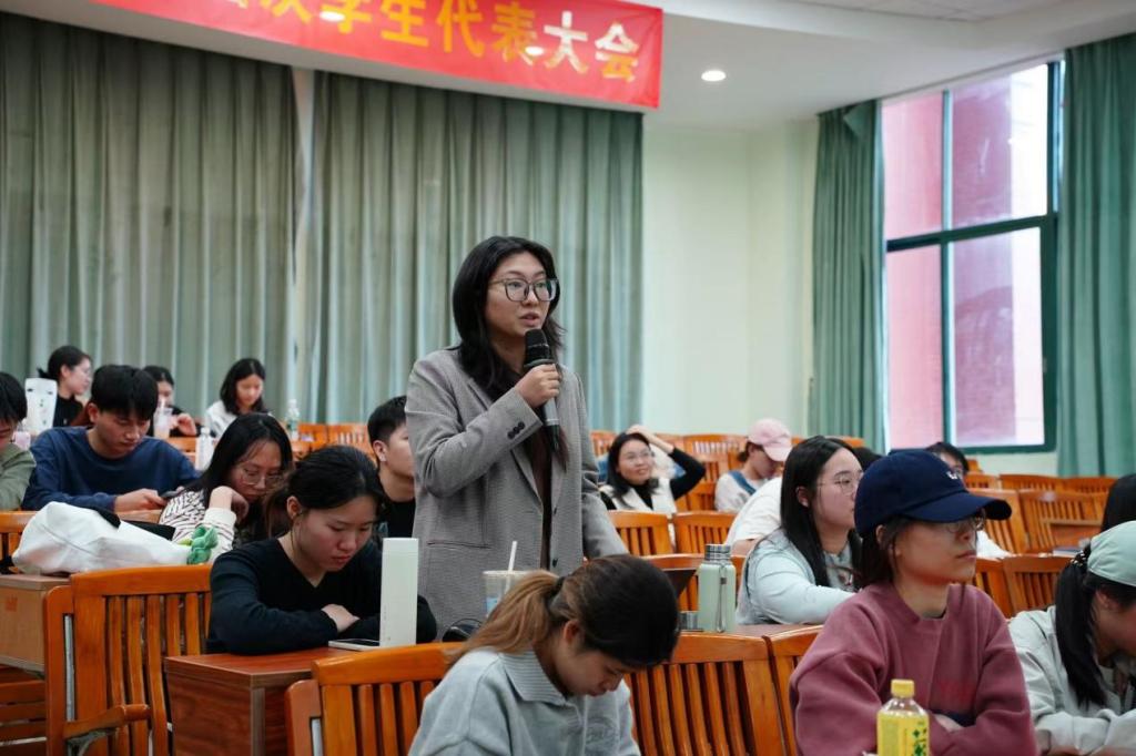 9677E0A7B92A5973F4B31CE31BE_0985404C_1618D