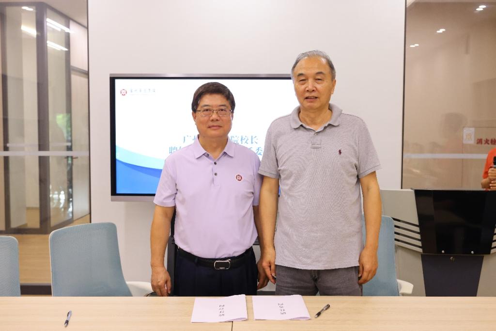 28B63235163AEB94A2E9DE1CF9D_DFCDE2CA_ED5D