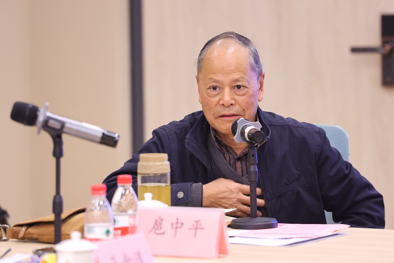 BFEC3074965A3D53AC949140FA9_E6B1E8D7_E179F