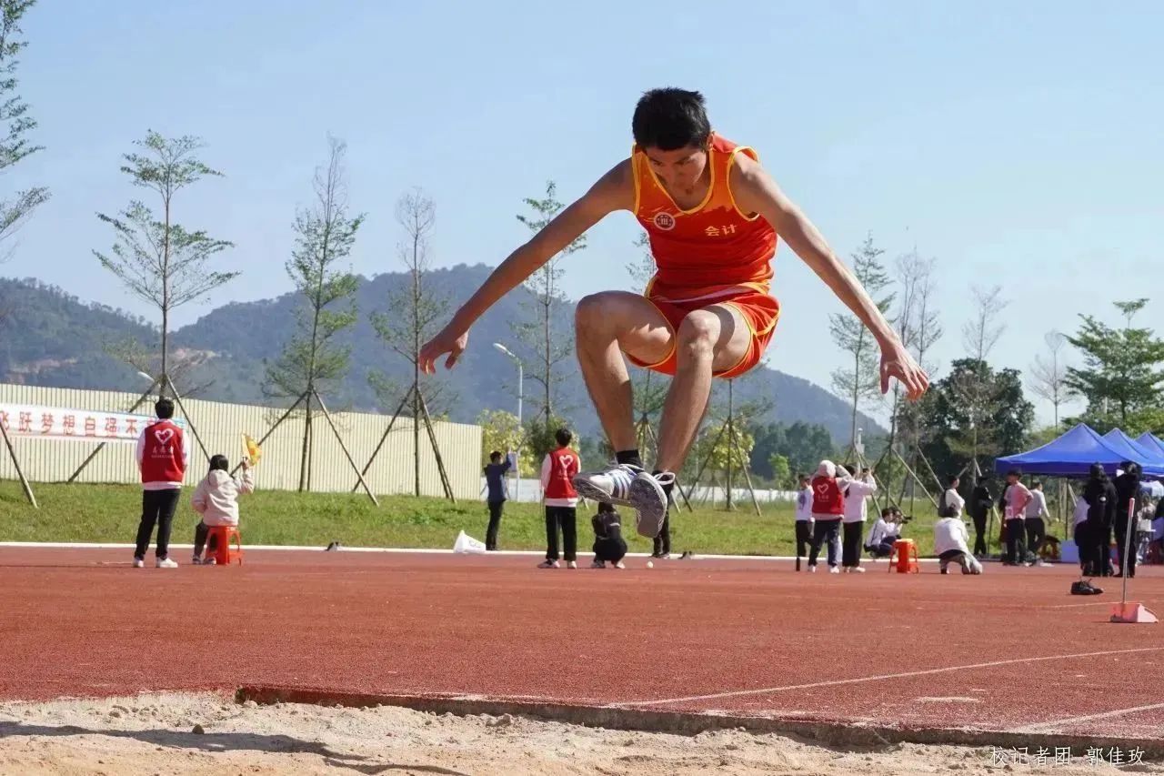 56DF4B51B324F4612369B4A1FF2_0A175C65_2D677