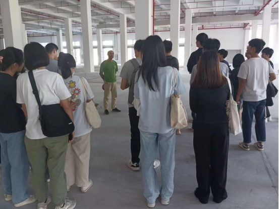 34E9E89F52670BAE20836006F6A_5B1435DD_E1240