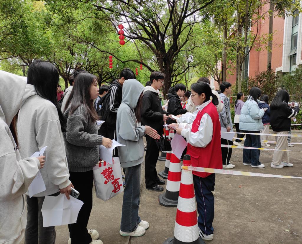 2D64C7B576DEF35757AB136DD8C_EDC6BBA2_2CD5B 2D64C7B576DEF35757AB136DD8C_EDC6BBA2_2CD5B