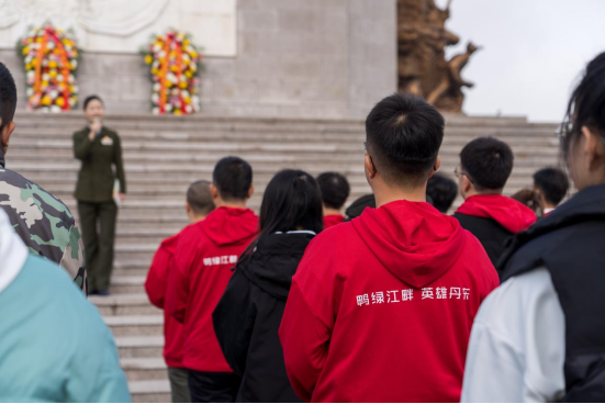 956CD1BFA89FF57F0F31ADD529C_94F5AF34_C6725