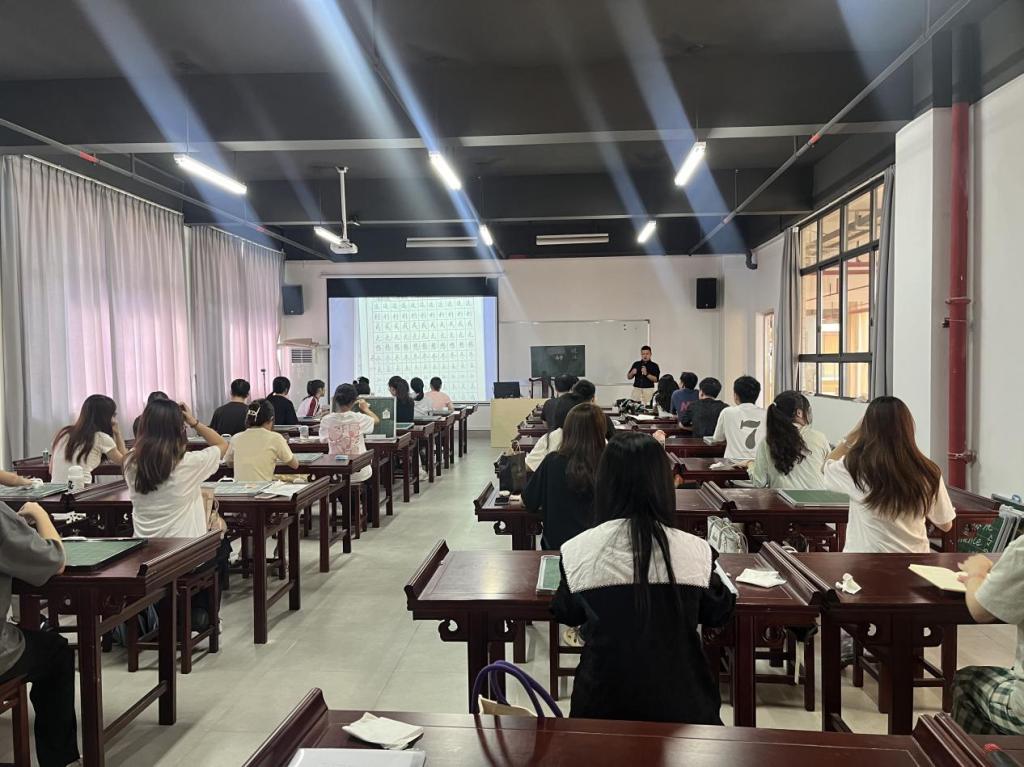 4D8E7EE86A5BEA4B5694276CDE3_5A7F29E1_1BC38