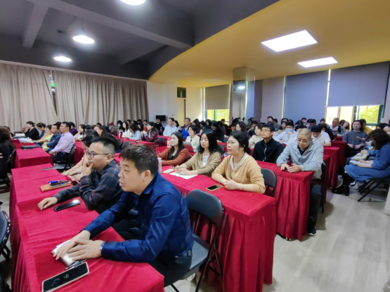 30AD52B821D21280DBAC81A59A6_AD7B6B6F_E1F40