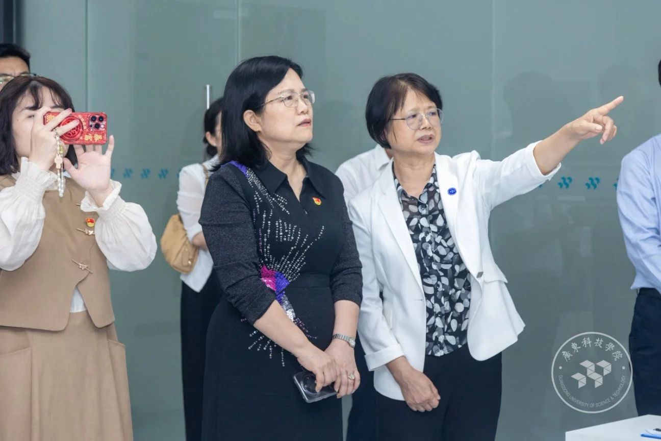 2F0D1F93184E2F731DF79B4235F_1BEE3800_19926