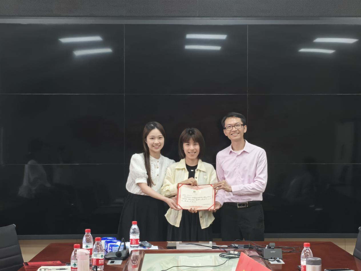 1BC7BBDF138EB29FA698D0ECBC7_F812D82E_8D101 1BC7BBDF138EB29FA698D0ECBC7_F812D82E_8D101