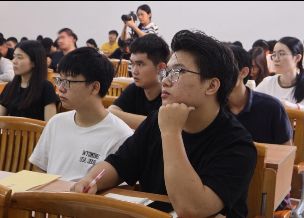 9FD91FB6C94AD2781F043BBF1FA_9717F5D3_10F56