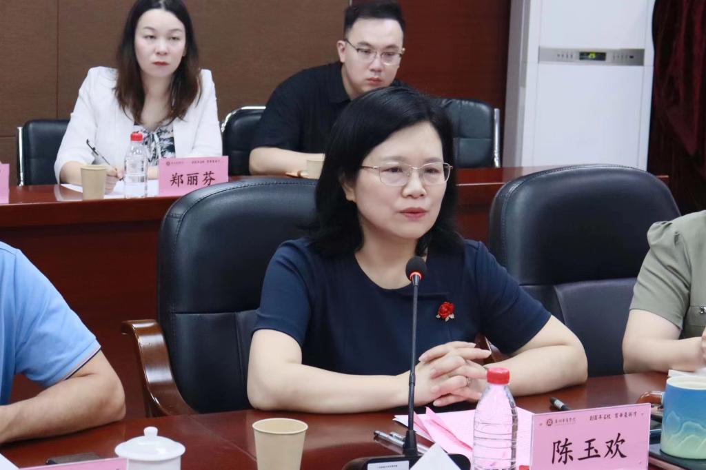 CA38E1AB5D5B6DEFFDC250FE562_7970324C_10F6F 10F6F