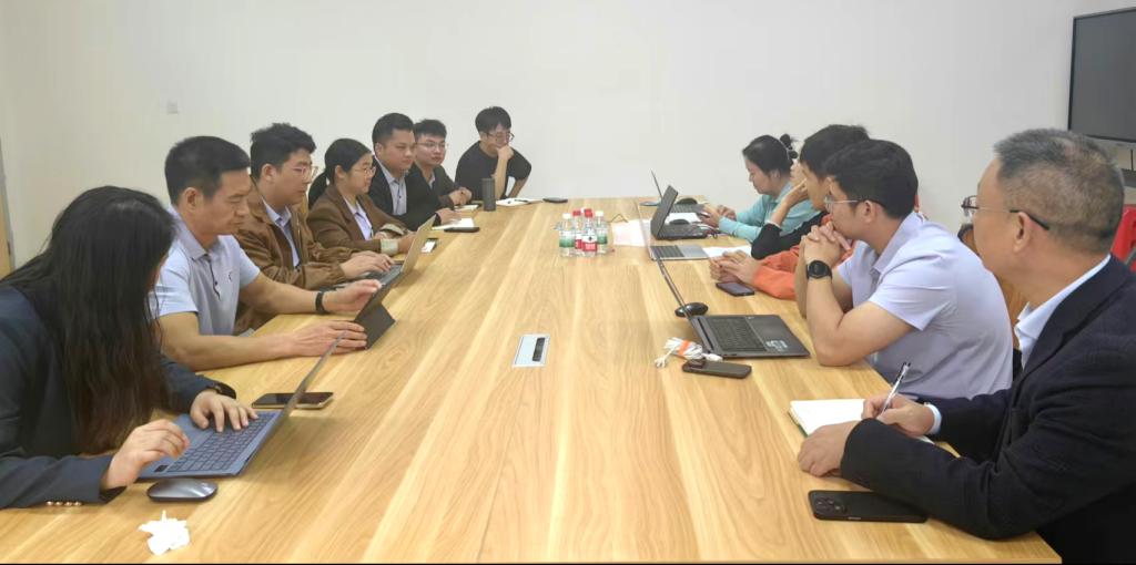 964DE3769B901EF596D35921033_AA54E016_E27C