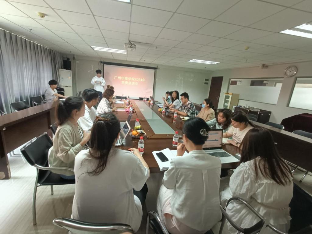 3218EC61D29999EE6CF0D4BA51B_CBC44B2E_1656E