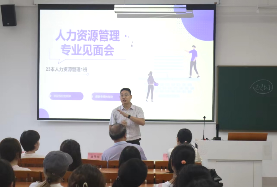 752EF4F4FB4C21AF40EDF762D3E_F73B68CC_CAC73