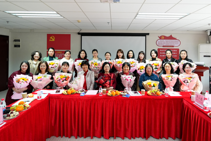 3699EA5CA82EFBB25016BA82DA3_8156E7E7_7C4D9