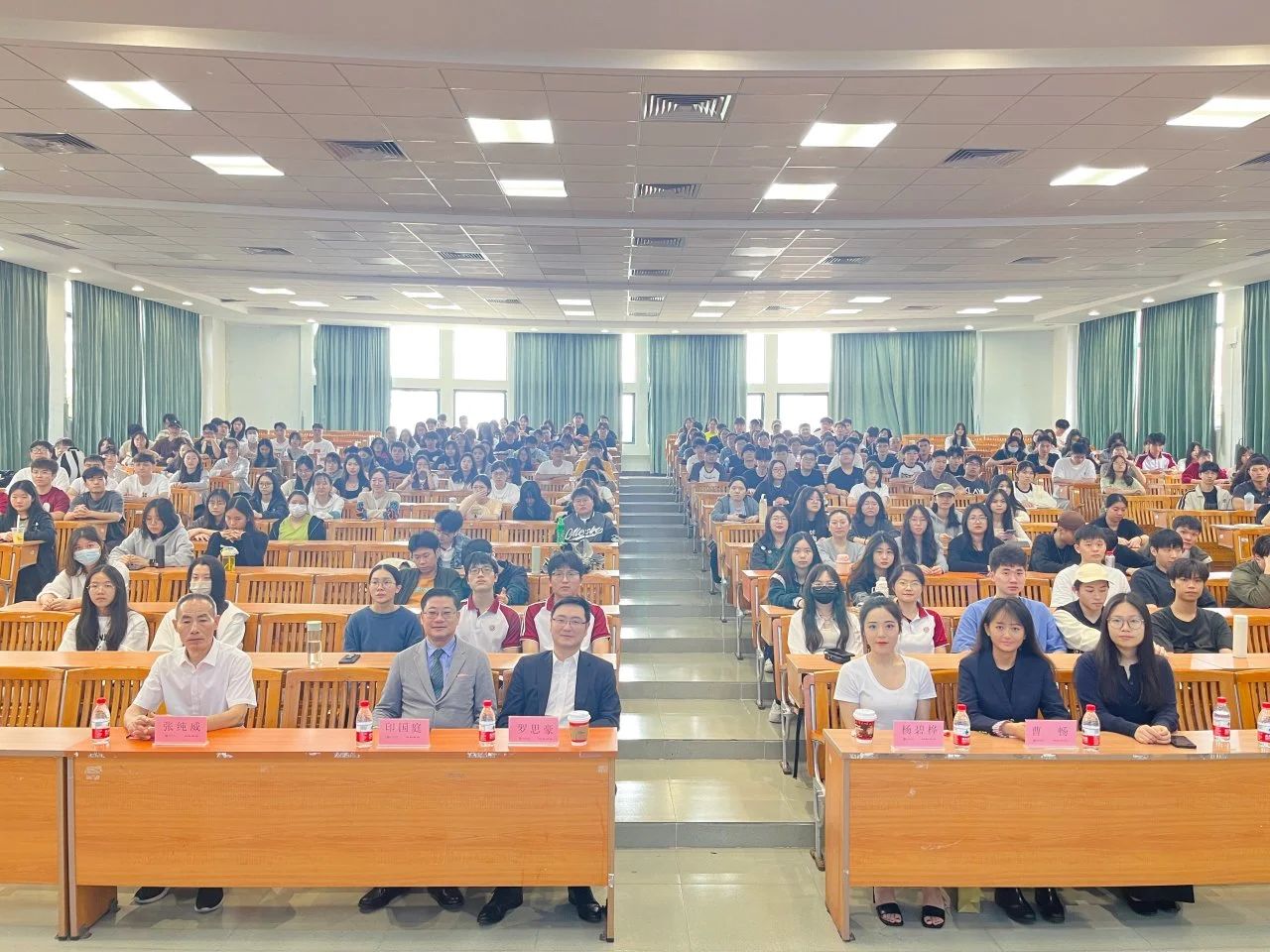 AE1B4C387BD2AF04853DC94C36A_EB7BB3B5_38217