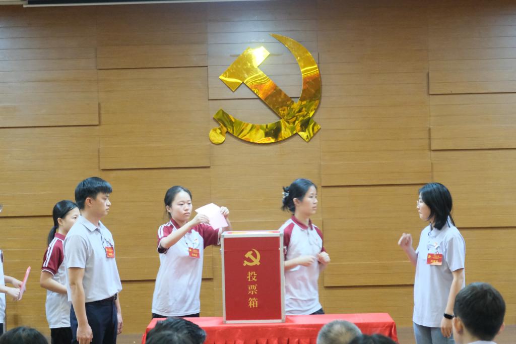 4080C8D9BD761AB0DCAE4F4A752_D139DF40_11E83