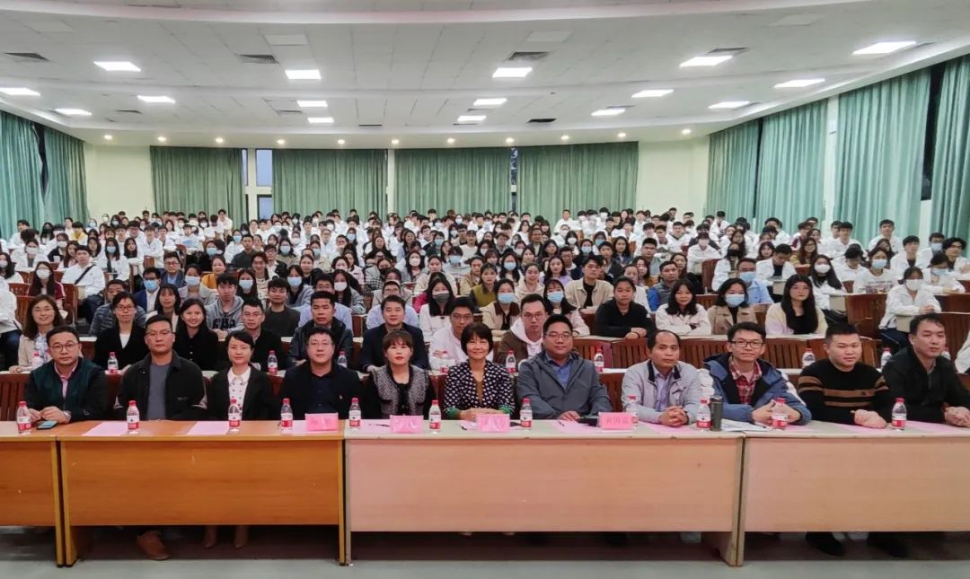 79D8899DD58D86CA10B302DE8B9_81C9E115_1DADA.jpg?e= 79D8899DD58D86CA10B302DE8B9_81C9E115_1DADA.jpg?e=