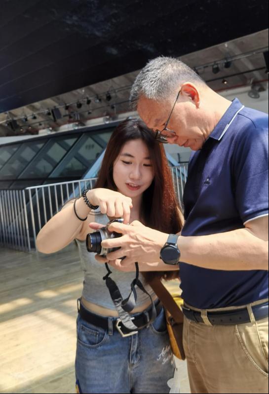 5F916CD4D22E1F55F3E43C04300_8E965508_D7FD