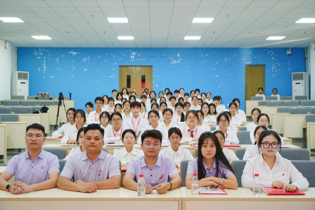 2C2B793BC7B9B6427883A0F2F34_8C320DC6_183DD