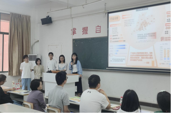 E986A9E68A5D69197842DF8E927_814AFF41_C5E5E