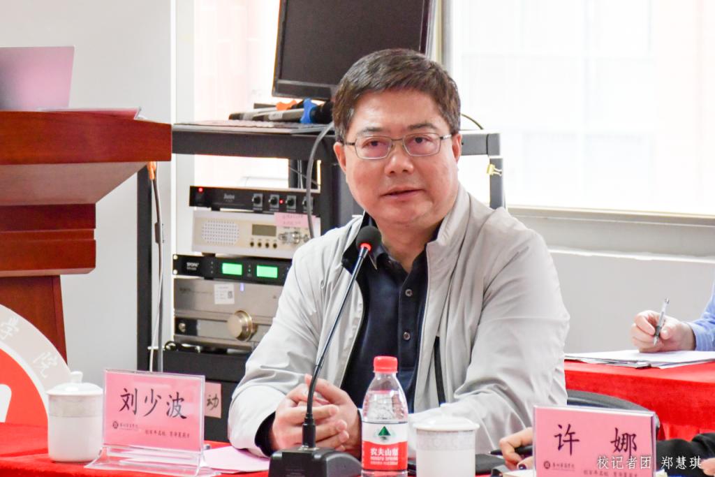 3D8D693B332E57B051411918895_BDA27D75_12DB2