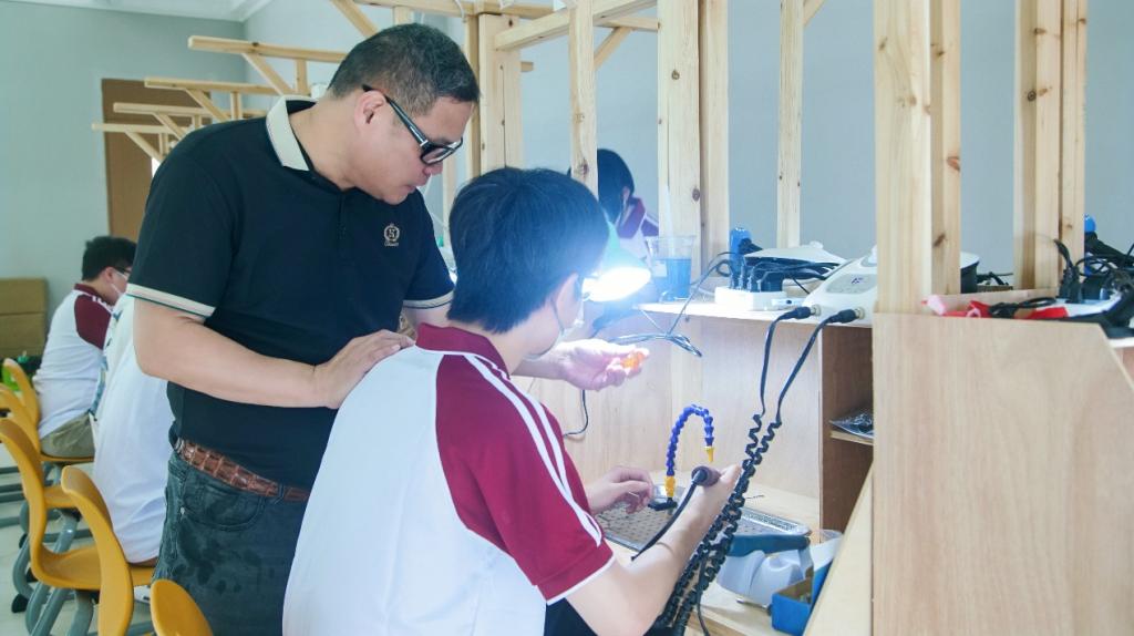 3338F3BB1DDDA693478E000ACE4_1439754A_10999 3338F3BB1DDDA693478E000ACE4_1439754A_10999