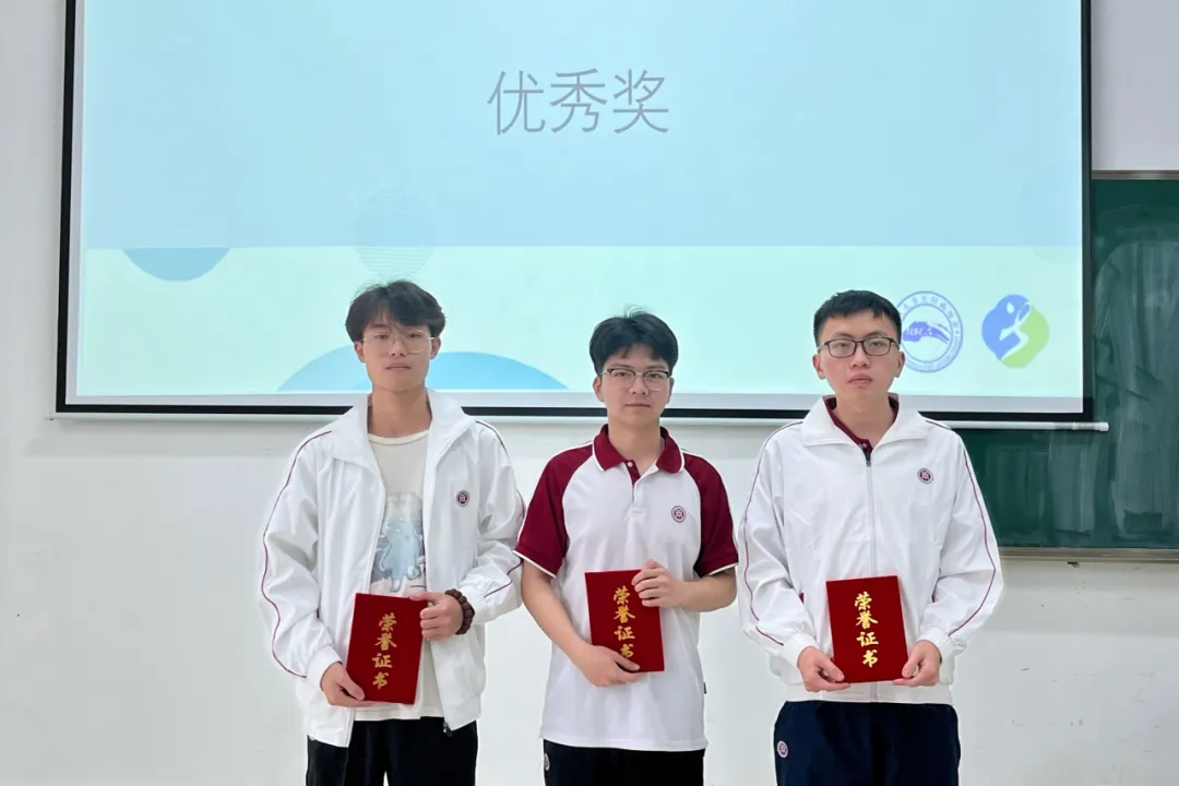 7B5F3EDCAE784DF49C7ADD407B0_E16F8D33_6860B