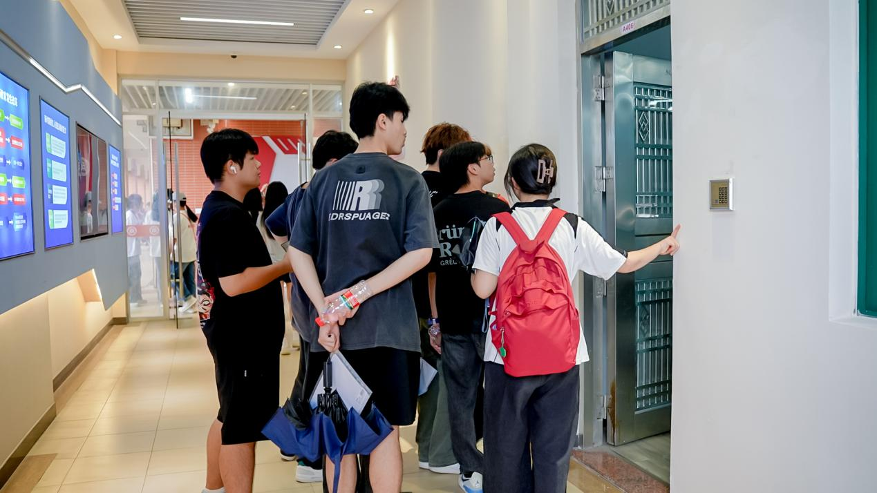 DF551ED98AC1C2FBE424E857CC1_D337169D_C8244