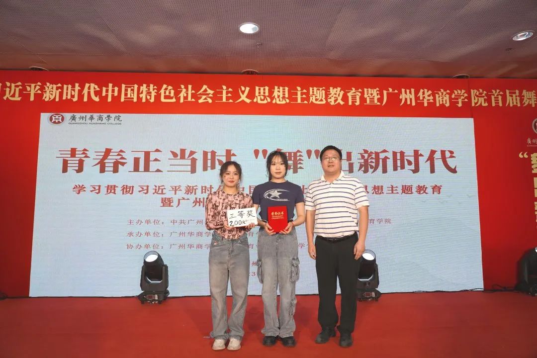 71ADEE68B0DF5F6511F11783A58_B3C2571E_1D44D