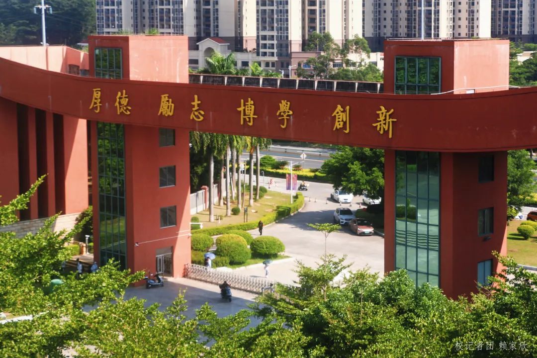 8554419CFECD315EA7DC6165FA9_404B3B03_2A35F