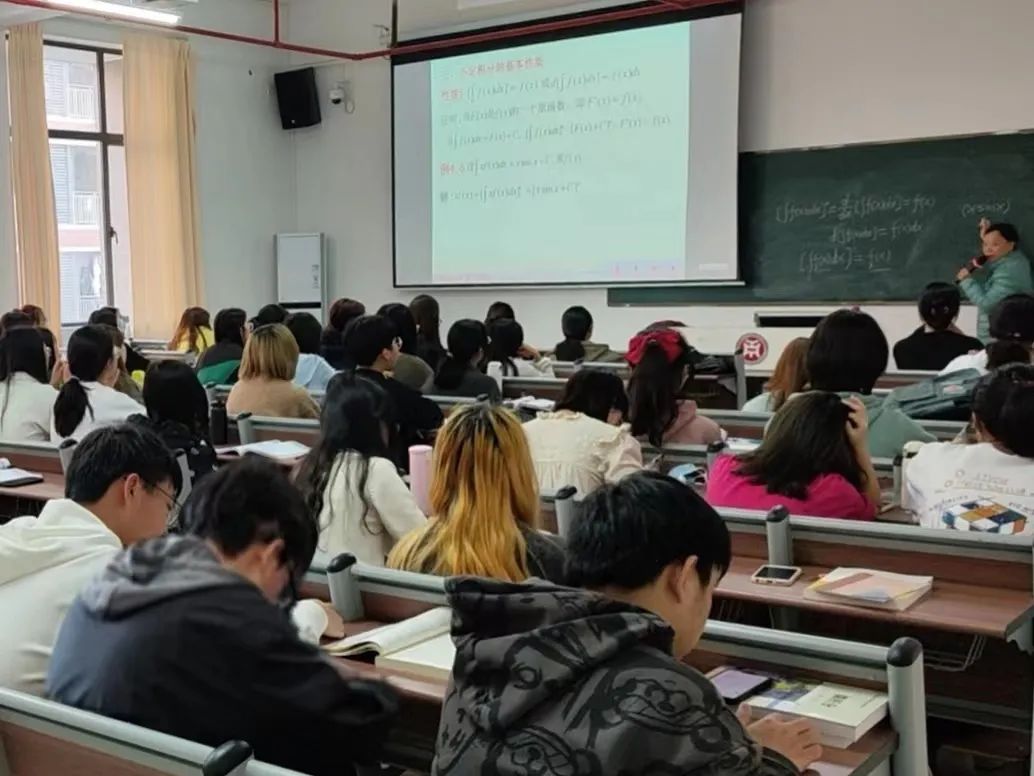 8E7DFEA8FFBF3D5EDBB192435C3_3331403A_18271