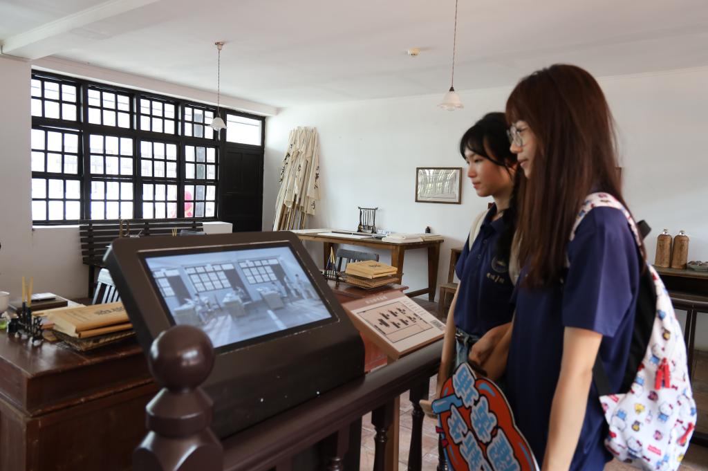 B0BA3BEC51AC76F039B3B2DA22D_EE415C0C_13F62