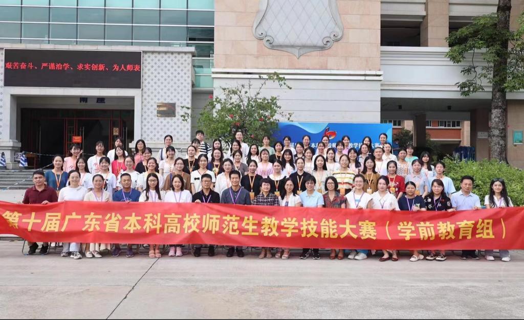 7D52D9A031EBE789FEAE932F40A_F6077AD6_1CFD4